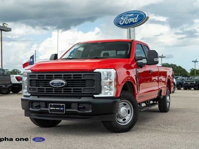 New 2025 Ford F250 XL w/ 360-Degree Camera Package