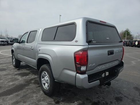 Used 2022 Toyota Tacoma SR image 13