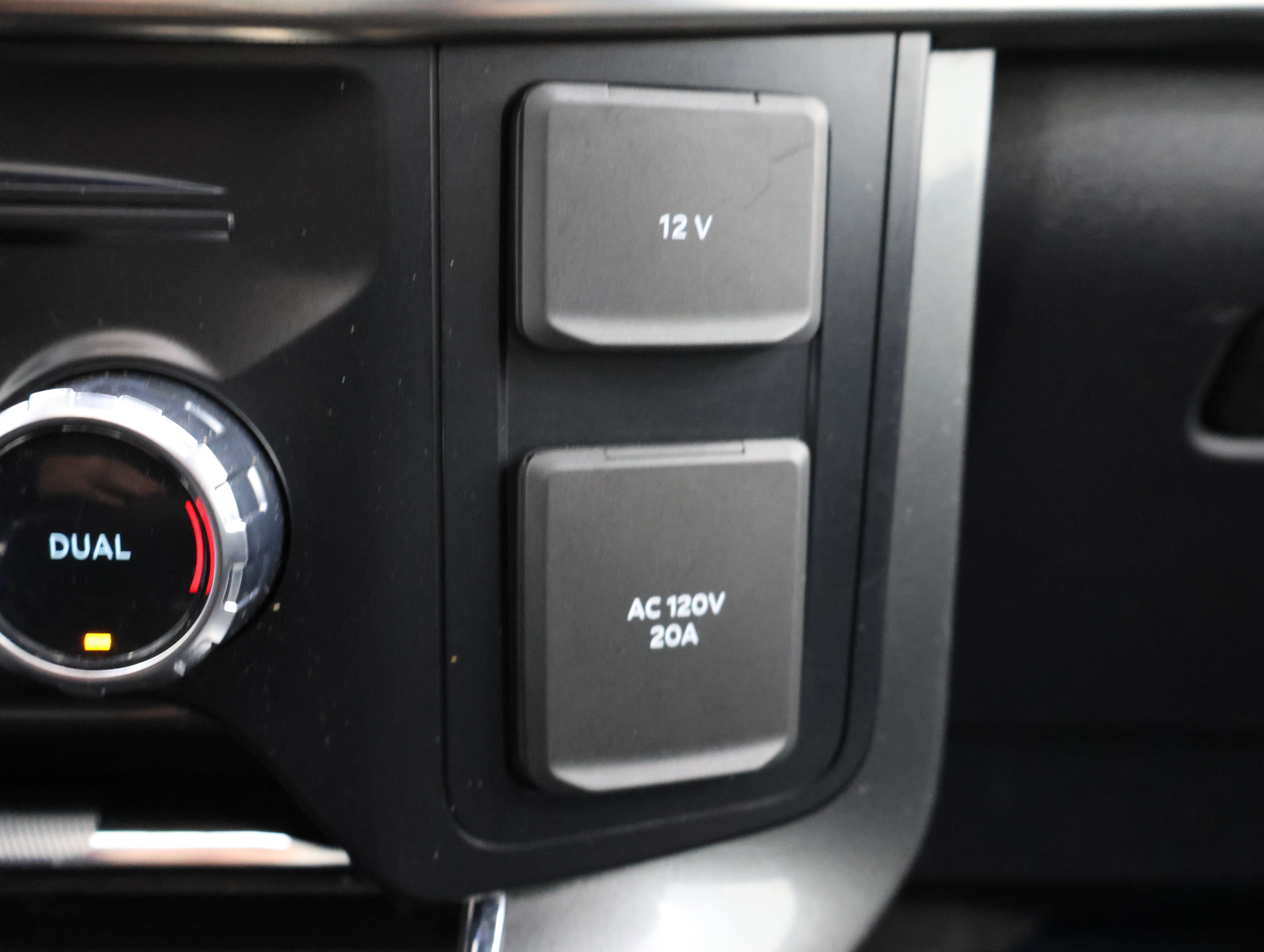 Used 2023 Ford F150 Lariat w/ Equipment Group 502A High AWD/4WD image 60