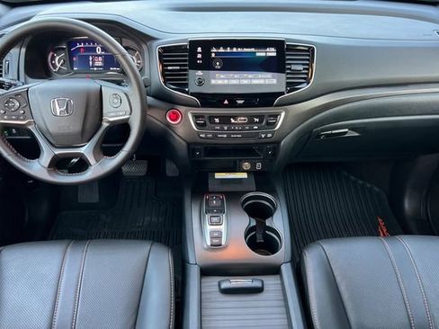 Used 2023 Honda Passport TrailSport image 15