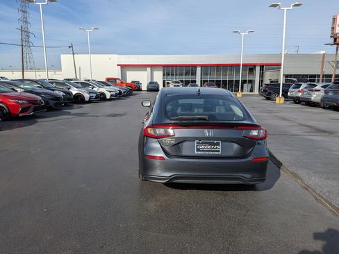 Used 2024 Honda Civic EX-L image 9