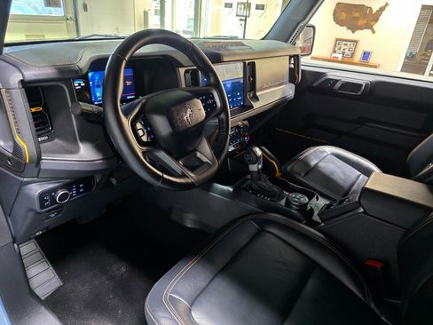 Used 2024 Ford Bronco Badlands AWD/4WD image 16