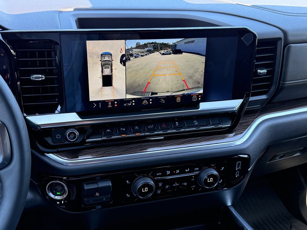 Used 2026 Chevrolet Silverado 1500 LT Trail Boss w/ LT Trail Boss Premium Package AWD/4WD image 31