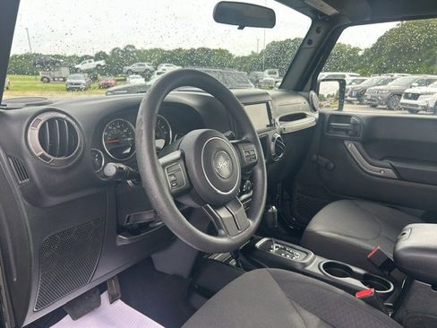 Used 2018 Jeep Wrangler Sport w/ LED Lighting Group AWD/4WD image 11