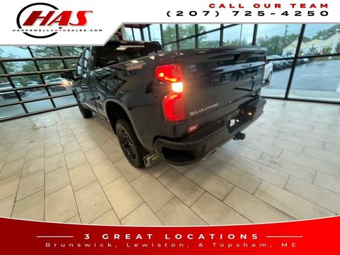 Used 2020 Chevrolet Silverado 1500 Custom Trail Boss w/ Custom Convenience Package AWD/4WD image 5