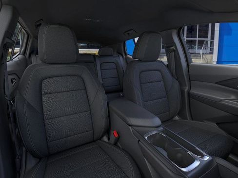 New 2026 Chevrolet Equinox EV LT image 16