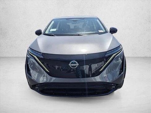 Used 2023 Nissan Ariya FWD image 2