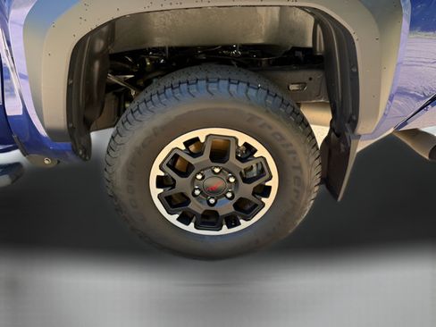 Used 2024 Toyota Tacoma TRD Off-Road AWD/4WD image 23