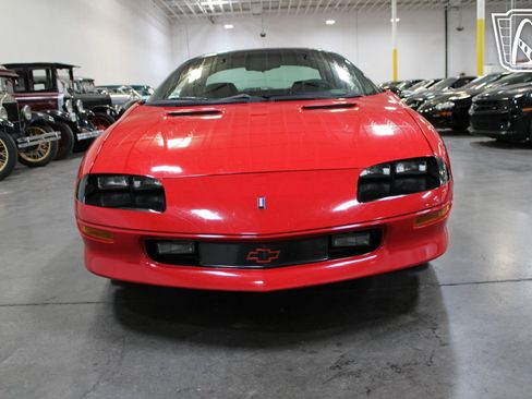 Used 1993 Chevrolet Camaro Z28 RWD image 21