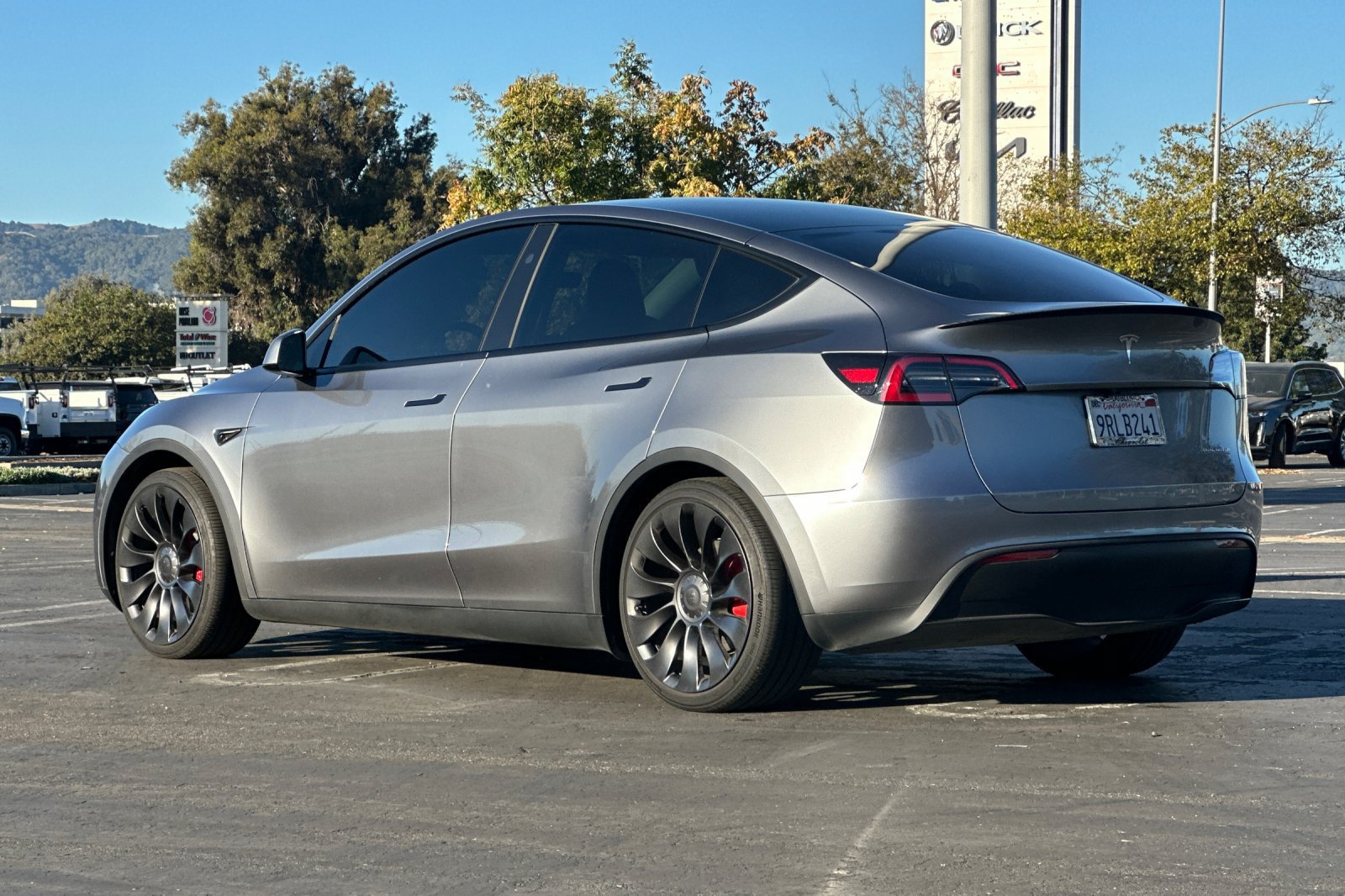 Used 2025 Tesla Model Y Performance AWD/4WD image 6