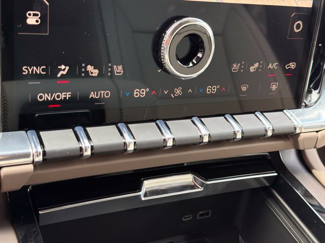 New 2026 GMC Yukon Denali w/ Denali Reserve Package AWD/4WD image 30