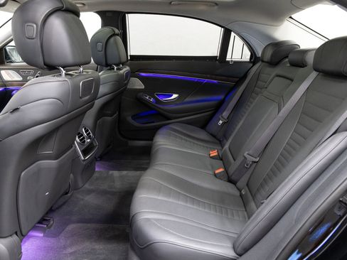 Used 2019 Mercedes-Benz S 560 Sedan image 8