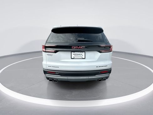 Used 2025 GMC Acadia Elevation image 7