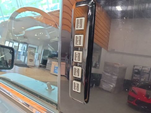 Used 2023 Ford F150 Lariat w/ Equipment Group 502A High AWD/4WD image 20