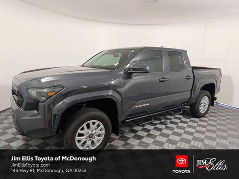 Used 2024 Toyota Tacoma SR5 w/ SR5 Upgrade Package AWD/4WD image 1