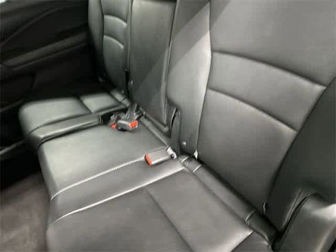Used 2022 Honda Pilot Special Edition image 11