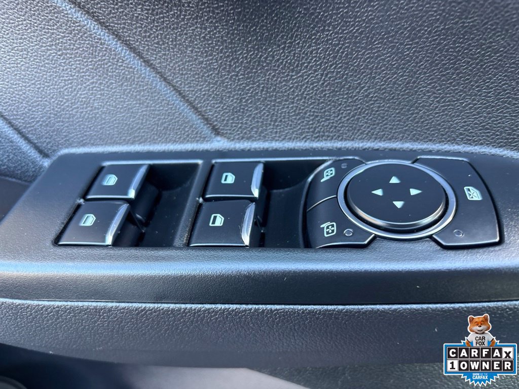 Used 2025 Ford Escape Platinum AWD/4WD image 17