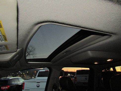 Used 2014 Nissan Titan PRO-4X image 14