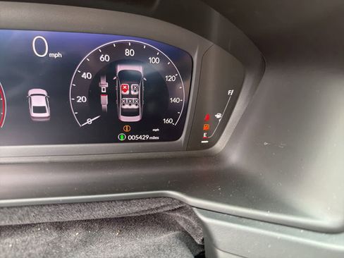 Used 2024 Honda Accord EX image 2