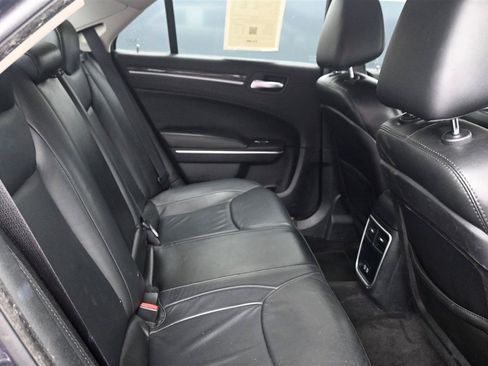 Used 2017 Chrysler 300 Limited w/ Value Package AWD/4WD image 10