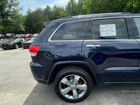 Used 2014 Jeep Grand Cherokee Limited w/ Luxury Group II AWD/4WD image 9