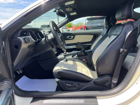 Used 2015 Ford Mustang 50 Years RWD image 25