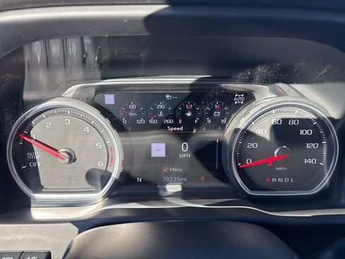 Used 2021 Chevrolet Silverado 1500 High Country w/ Technology Package image 11