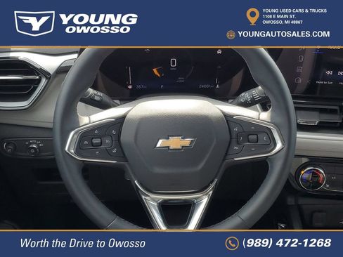 Used 2024 Chevrolet TrailBlazer LT w/ LT Cold Weather Package FWD image 23