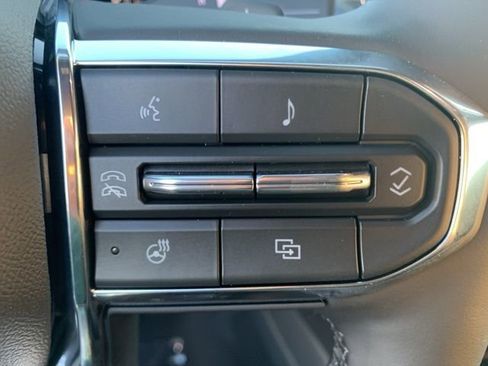 New 2026 GMC Yukon XL Elevation image 17