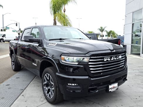 New 2026 RAM 1500 Laramie AWD/4WD image 6