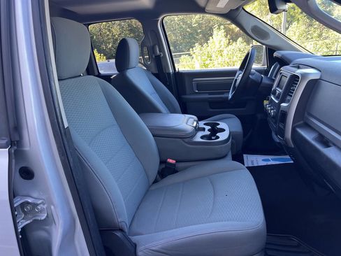 Used 2015 RAM 1500 Classic SLT image 12