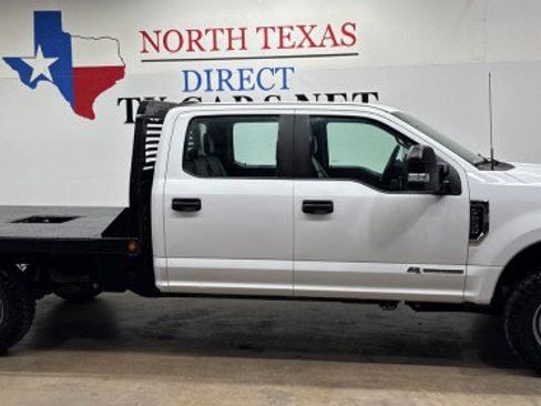 Used 2022 Ford F250 XL w/ Power Equipment Group AWD/4WD image 4