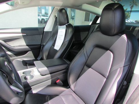 Used 2023 Tesla Model 3 Standard Range RWD image 15