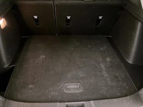 Used 2024 Chevrolet Trax LS FWD image 33