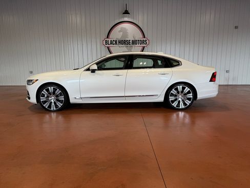 Used 2023 Volvo S90 B6 Plus w/ Protection Package AWD/4WD image 3