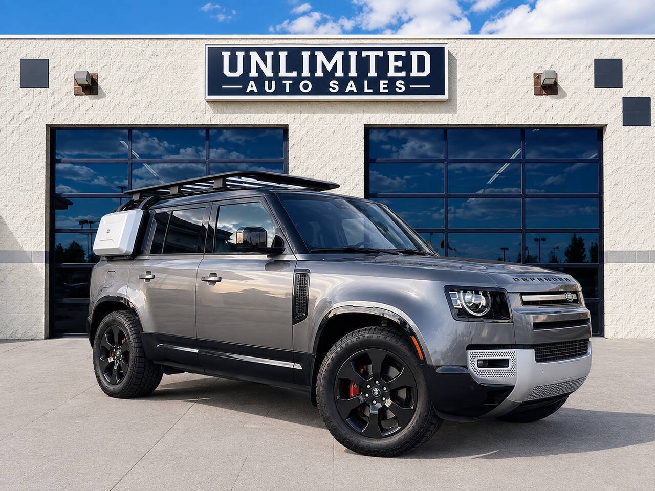 Used 2022 Land Rover Defender 110 X AWD/4WD image 1
