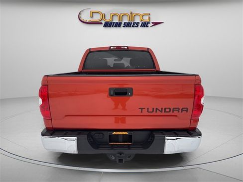 Used 2018 Toyota Tundra SR5 w/ SR5 Upgrade Package image 3