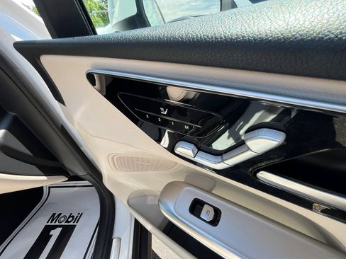 Used 2026 Mercedes-Benz GLC 300 4MATIC image 16