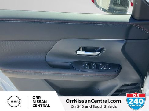 New 2026 Nissan Kicks SR w/ SR Premium Package FWD image 16