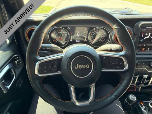 Used 2023 Jeep Gladiator Mojave w/ Cold Weather Group AWD/4WD image 12