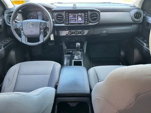 Used 2020 Toyota Tacoma SR image 10