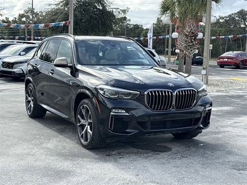 Used 2020 BMW X5 M50i w/ Premium Package image 2