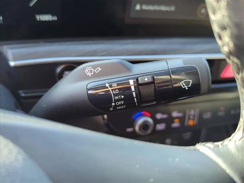 Used 2025 Kia K5 EX FWD image 16