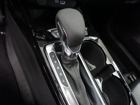 New 2026 Chevrolet Trax LT FWD image 17