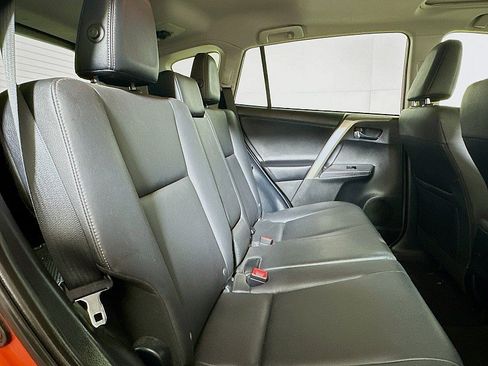 Used 2015 Toyota RAV4 Limited AWD/4WD image 29