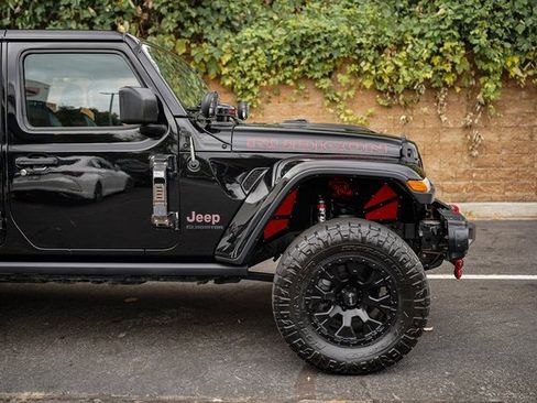 Used 2020 Jeep Gladiator Rubicon image 11
