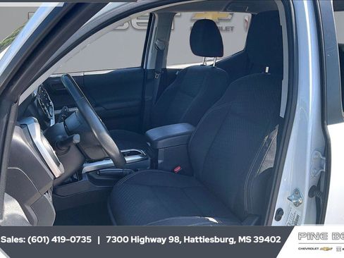Used 2023 Toyota Tacoma 4x4 Double Cab w/ Trail Edition image 19