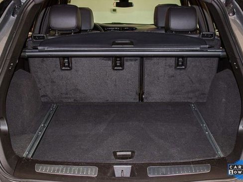 Used 2025 Cadillac XT5 Premium Luxury image 14