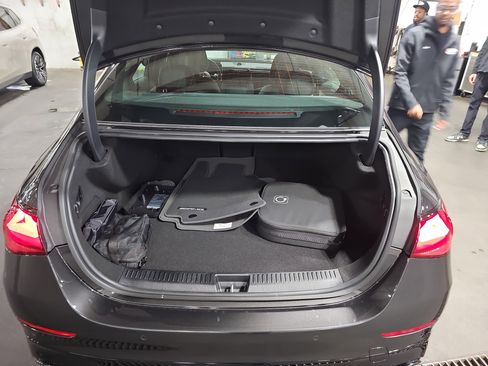 New 2026 Mercedes-Benz E 53 AMG e 4MATIC Sedan image 13