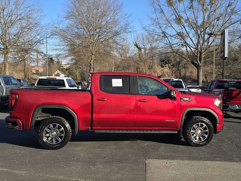 Used 2024 GMC Sierra 1500 AT4 w/ Technology Package image 2